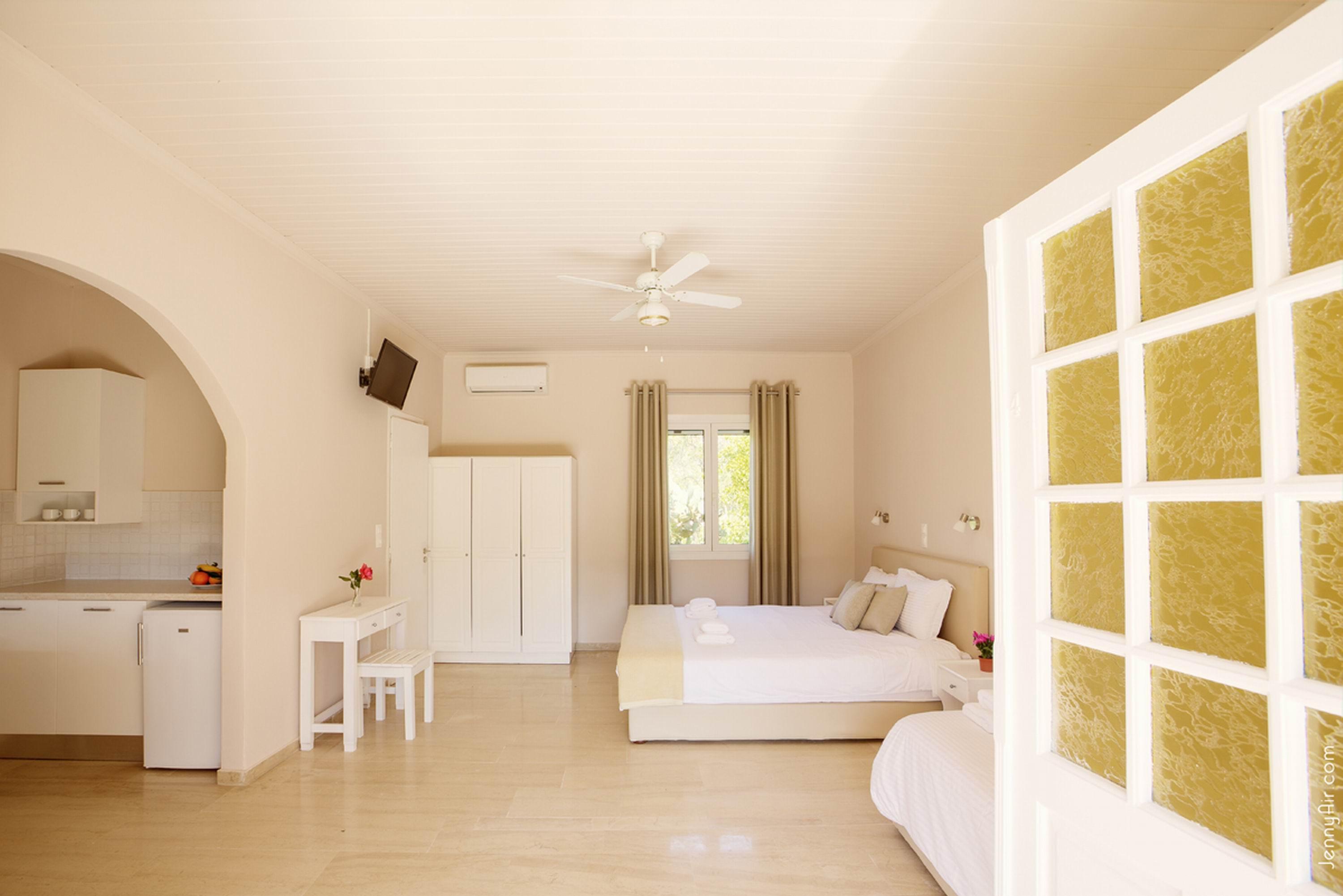 Paradise Village Roda (Corfu)