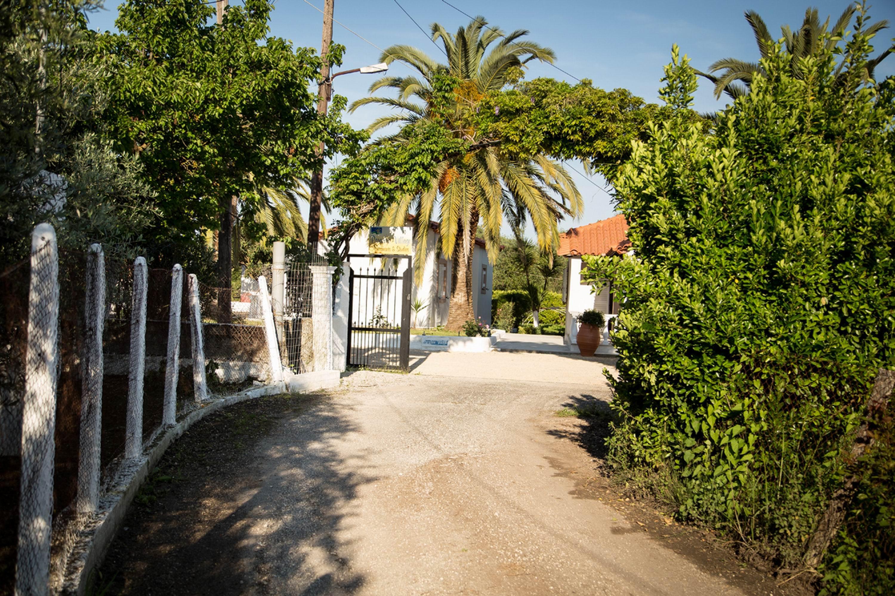 Aparthotel Paradise Village Roda (Corfu)